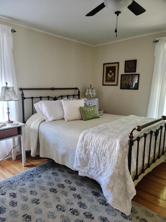 Benjamin F. Packard House Bed And Breakfast Bath Bagian luar foto