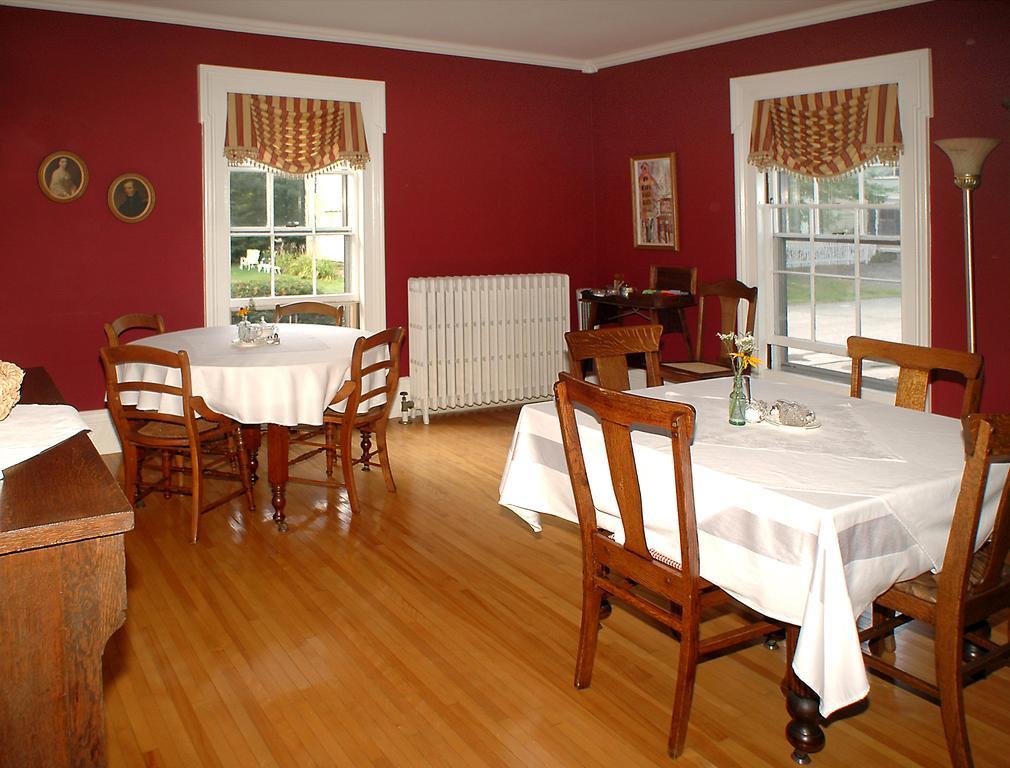 Benjamin F. Packard House Bed And Breakfast Bath Bagian luar foto