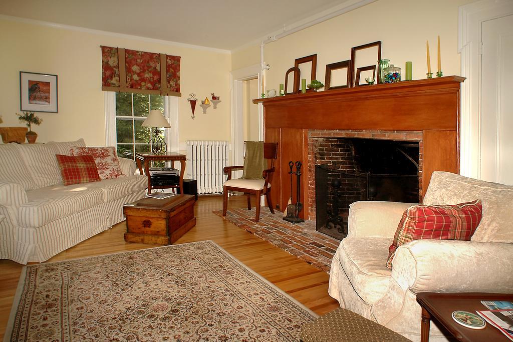 Benjamin F. Packard House Bed And Breakfast Bath Bagian luar foto