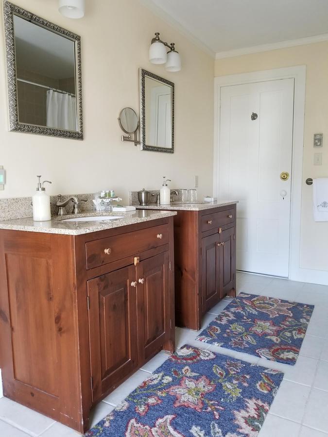 Benjamin F. Packard House Bed And Breakfast Bath Bagian luar foto